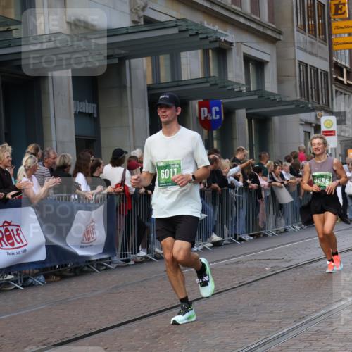 13.09.2026 - 21. swb-Marathon Bremen Strokosch-Dieckow http://msf.ph/oto/10438149 13.09.2026 13:15:04 Ziel 1445, 1664, 3346, 3357, 3743, 4111, 4212, 4646, 4653, 4663, 5003, 5149, 5385, 6011, 6526, 6773, 6902, 7203, 7291, 7346, 7497, 7515, 7717, 7730, 7992, 8086, 8254, 8255, 9253, 9338, 9391, 9483, 13137, 13139, 615, 616, 889, 1455, 1510, 1748, 2383, 2847, 3057, 3175, 3206, 3504, 3717, 4097, 4226, 4246, 4382, 4569, 4968, 4992, 5294, 5298, 5315, 5417, 5471, 5649, 5796, 5962, 6351, 6379, 6404, 6472, 6521, 6528, 6717, 7190, 7432, 8238, 9338, 9363, 9523, 9797, 13141 meine-sportfotos.de