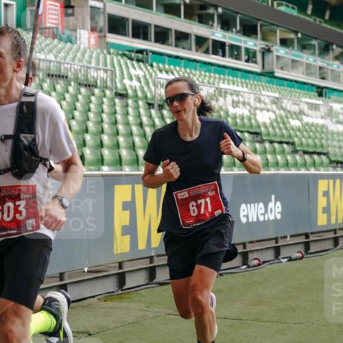 13.09.2026 - 21. swb-Marathon Bremen Michael Burmester http://msf.ph/oto/10438223 13.09.2026 12:40:37 Laufen im Stadion 126, 371, 453, 603, 640, 650, 671, 735, 744, 807, 862, 912, 957, 1136, 1336, 1379, 1381, 1508, 1540, 1571, 1614, 1797, 1800, 1852, 1860, 1901, 1930, 1950, 2049, 2099, 2986, 3744, 4381, 4399, 4795, 4936, 6201, 6630, 7118, 7671, 8065, 9065, 9329, 9630, 10034, 13080, 13224, 365, 466, 658, 850, 895, 1090, 1288, 1385, 1485, 1583, 1604, 1754, 2073, 2585, 2670, 3617, 7244, 7768, 8075, 8729, 13033 meine-sportfotos.de