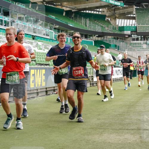 13.09.2026 - 21. swb-Marathon Bremen Michael Burmester http://msf.ph/oto/10438254 13.09.2026 13:06:12 Laufen im Stadion 109, 178, 217, 244, 287, 303, 310, 323, 372, 394, 430, 454, 536, 578, 613, 647, 784, 831, 891, 900, 1073, 1083, 1205, 1239, 1243, 1274, 1307, 1308, 1365, 1369, 1380, 1437, 1533, 1545, 1574, 1581, 1627, 1656, 1780, 1823, 1848, 1909, 1914, 1932, 1941, 2023, 2076, 2089, 2090, 2126, 2241, 2244, 2265, 2275, 2301, 2310, 2355, 2356, 2393, 2440, 2464, 2602, 2707, 2723, 2742, 2764, 2867, 2902, 2919, 2959, 2985, 3030, 3115, 3278, 3320, 3343, 3444, 3485 meine-sportfotos.de