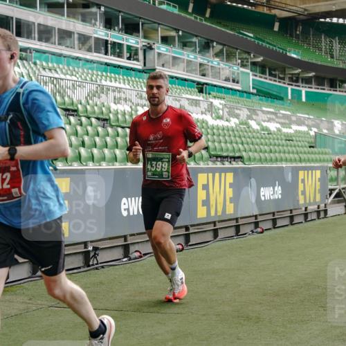 13.09.2026 - 21. swb-Marathon Bremen Michael Burmester http://msf.ph/oto/10438281 13.09.2026 12:40:40 Laufen im Stadion 126, 371, 453, 603, 640, 650, 671, 735, 744, 807, 862, 912, 957, 1136, 1336, 1379, 1381, 1508, 1540, 1571, 1614, 1797, 1800, 1852, 1860, 1901, 1930, 1950, 2049, 2099, 2986, 3744, 4381, 4399, 4795, 4936, 6201, 6630, 7118, 7671, 8065, 9065, 9329, 9630, 10034, 13080, 13224, 365, 466, 658, 850, 895, 1090, 1288, 1385, 1485, 1583, 1604, 1754, 2073, 2585, 2670, 3617, 7244, 7768, 8075, 8729 meine-sportfotos.de