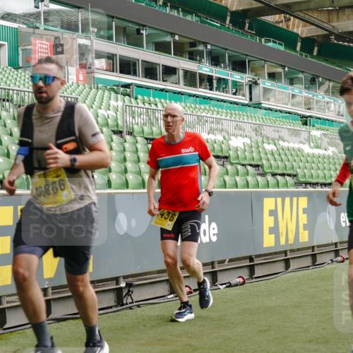 13.09.2026 - 21. swb-Marathon Bremen Michael Burmester http://msf.ph/oto/10438290 13.09.2026 10:26:55 Laufen im Stadion 10096, 10142, 10172, 10210, 10214, 10228, 10231, 10269, 10289, 10310, 10318, 10319, 10342, 10346, 10352, 10398, 10436, 10445, 10447, 10454, 10464, 10489, 10504, 10514, 10536, 10541, 10566, 10583, 10628, 10638, 10735, 10742, 10744, 10806, 10807, 10860, 10866, 10873, 10897, 10898, 10956, 10987, 10992, 11015, 11019, 11020, 11060, 11063, 11088, 11110, 11111, 11130, 11135, 11148, 11155, 11187, 11193, 11199, 11209, 11232, 11279, 11312, 11447 meine-sportfotos.de