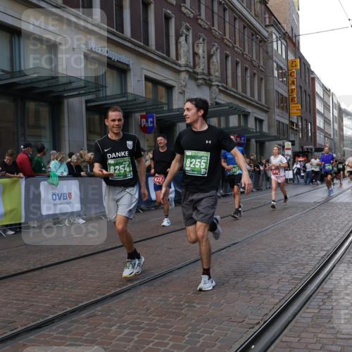 13.09.2026 - 21. swb-Marathon Bremen Strokosch-Dieckow http://msf.ph/oto/10438303 13.09.2026 13:15:09 Ziel 1445, 3346, 3743, 4111, 4212, 4646, 4653, 4663, 6011, 6162, 6526, 7203, 7291, 7346, 7717, 7730, 7992, 8086, 8254, 8255, 9029, 9391, 9475, 9777, 13137, 889, 1510, 1664, 1748, 2383, 3206, 3357, 3504, 3717, 4226, 4382, 4569, 4968, 4992, 5003, 5149, 5294, 5298, 5315, 5385, 5417, 5471, 5796, 6351, 6379, 6404, 6521, 6528, 6717, 6773, 6902, 7190, 7432, 7497, 7515, 8238, 9253, 9338, 9363, 9483, 9523, 9797, 13137, 13139, 13141 meine-sportfotos.de