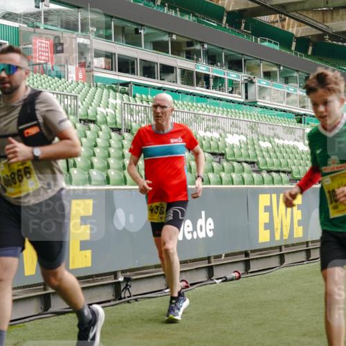 13.09.2026 - 21. swb-Marathon Bremen Michael Burmester http://msf.ph/oto/10438316 13.09.2026 10:26:55 Laufen im Stadion 10096, 10142, 10172, 10210, 10214, 10228, 10231, 10269, 10289, 10310, 10318, 10319, 10342, 10346, 10352, 10398, 10436, 10445, 10447, 10454, 10464, 10489, 10504, 10514, 10536, 10541, 10566, 10583, 10628, 10638, 10735, 10742, 10744, 10806, 10807, 10860, 10866, 10873, 10897, 10898, 10956, 10987, 10992, 11015, 11019, 11020, 11060, 11063, 11088, 11110, 11111, 11130, 11135, 11148, 11155, 11187, 11193, 11199, 11209, 11232, 11279, 11312, 11447 meine-sportfotos.de