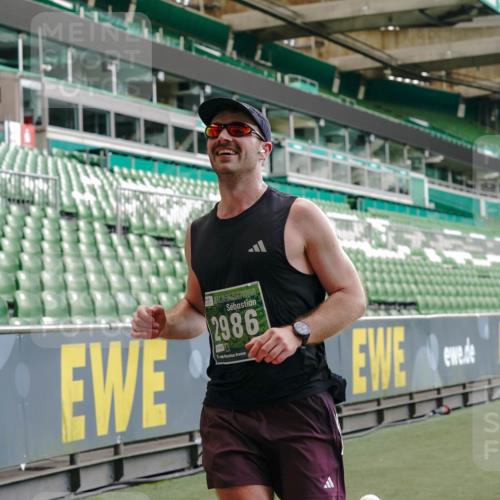 13.09.2026 - 21. swb-Marathon Bremen Michael Burmester http://msf.ph/oto/10438357 13.09.2026 12:40:41 Laufen im Stadion 126, 371, 453, 603, 640, 650, 671, 735, 744, 807, 862, 912, 957, 1136, 1336, 1379, 1381, 1508, 1540, 1571, 1614, 1797, 1800, 1852, 1860, 1901, 1930, 1950, 2049, 2099, 2986, 3744, 4381, 4399, 4795, 4936, 6201, 6630, 7118, 7671, 8065, 9065, 9329, 9630, 10034, 13080, 13224, 365, 466, 658, 850, 895, 1090, 1288, 1385, 1485, 1583, 1604, 1754, 2073, 2585, 2670, 3617, 7244, 7768, 8075, 8729 meine-sportfotos.de