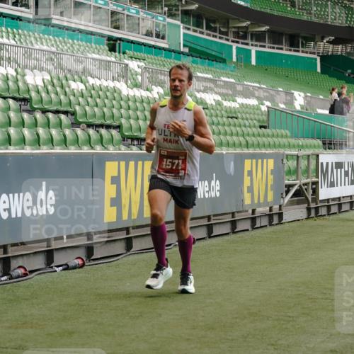13.09.2026 - 21. swb-Marathon Bremen Michael Burmester http://msf.ph/oto/10438383 13.09.2026 12:40:43 Laufen im Stadion 126, 371, 453, 603, 640, 650, 671, 735, 744, 807, 862, 912, 957, 1136, 1336, 1379, 1381, 1508, 1540, 1571, 1614, 1797, 1852, 1860, 1901, 1930, 1950, 2049, 2099, 2986, 3744, 4381, 4399, 4795, 4936, 6201, 6630, 7118, 7671, 8065, 9065, 9329, 9630, 10034, 13080, 13224, 365, 466, 658, 850, 895, 1090, 1118, 1288, 1385, 1485, 1583, 1604, 1754, 2073, 2585, 2670, 3617, 7244, 7768, 8075, 8729 meine-sportfotos.de