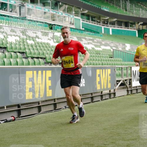13.09.2026 - 21. swb-Marathon Bremen Michael Burmester http://msf.ph/oto/10438525 13.09.2026 10:26:59 Laufen im Stadion 10096, 10142, 10172, 10210, 10214, 10228, 10231, 10269, 10289, 10310, 10318, 10319, 10342, 10346, 10352, 10398, 10436, 10445, 10447, 10454, 10464, 10489, 10504, 10514, 10536, 10541, 10566, 10583, 10628, 10638, 10735, 10742, 10744, 10806, 10807, 10860, 10866, 10873, 10897, 10898, 10956, 10987, 10992, 11015, 11019, 11020, 11060, 11063, 11088, 11110, 11111, 11130, 11135, 11148, 11155, 11187, 11193, 11199, 11209, 11232, 11279, 11312 meine-sportfotos.de