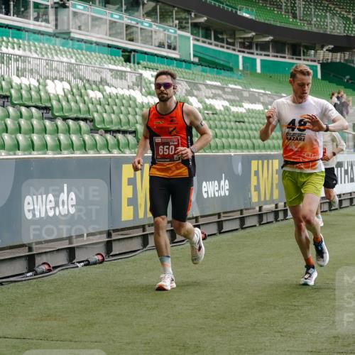 13.09.2026 - 21. swb-Marathon Bremen Michael Burmester http://msf.ph/oto/10438541 13.09.2026 12:40:51 Laufen im Stadion 126, 371, 453, 603, 640, 650, 671, 735, 744, 807, 862, 912, 957, 1136, 1336, 1379, 1381, 1411, 1508, 1540, 1571, 1614, 1797, 1822, 1852, 1860, 1901, 1930, 1950, 2099, 2986, 3624, 3744, 4381, 4399, 4795, 4936, 6198, 6201, 6630, 7118, 7671, 8065, 9065, 9329, 9630, 10034, 13080, 13224, 346, 365, 466, 658, 895, 1090, 1118, 1288, 1385, 1485, 1583, 1604, 1754, 2073, 2141, 2585, 2670, 3617, 7244, 7768, 8729 meine-sportfotos.de
