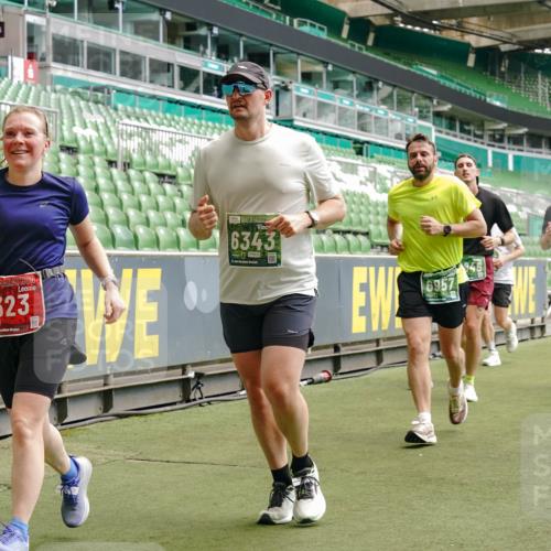 13.09.2026 - 21. swb-Marathon Bremen Michael Burmester http://msf.ph/oto/10438579 13.09.2026 13:06:15 Laufen im Stadion 109, 178, 217, 244, 287, 303, 310, 323, 372, 394, 430, 454, 536, 578, 613, 647, 784, 831, 891, 900, 1073, 1083, 1205, 1239, 1243, 1274, 1307, 1308, 1365, 1369, 1380, 1437, 1533, 1545, 1574, 1581, 1627, 1656, 1780, 1823, 1848, 1871, 1909, 1914, 1932, 1941, 2023, 2076, 2089, 2090, 2126, 2241, 2244, 2265, 2275, 2301, 2310, 2355, 2356, 2393, 2440, 2464, 2602, 2699, 2707, 2723, 2742, 2764, 2818, 2902, 2959, 2985, 3030, 3115, 3278, 3320, 3343, 3444, 3485 meine-sportfotos.de