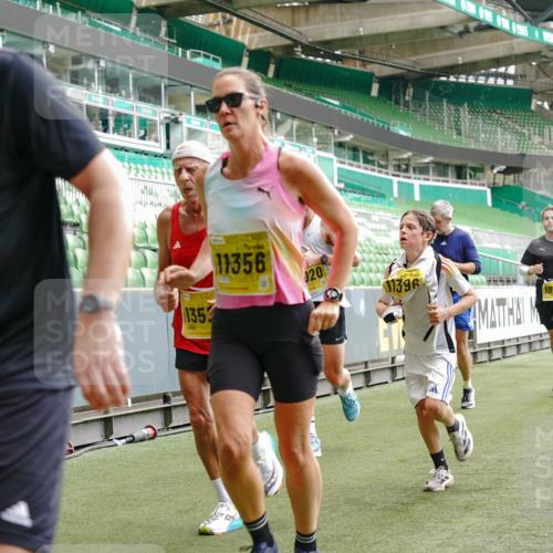 13.09.2026 - 21. swb-Marathon Bremen Michael Burmester http://msf.ph/oto/10438958 13.09.2026 10:27:06 Laufen im Stadion 10096, 10142, 10172, 10210, 10214, 10223, 10228, 10231, 10269, 10289, 10310, 10318, 10319, 10342, 10352, 10398, 10436, 10445, 10447, 10454, 10464, 10489, 10504, 10514, 10536, 10541, 10566, 10583, 10628, 10638, 10735, 10742, 10744, 10806, 10807, 10846, 10860, 10866, 10873, 10897, 10898, 10956, 10987, 10992, 11015, 11019, 11060, 11063, 11076, 11088, 11110, 11111, 11130, 11135, 11148, 11155, 11187, 11193, 11199, 11209, 11232, 11279 meine-sportfotos.de