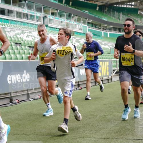 13.09.2026 - 21. swb-Marathon Bremen Michael Burmester http://msf.ph/oto/10438996 13.09.2026 10:27:07 Laufen im Stadion 10096, 10142, 10172, 10210, 10214, 10223, 10228, 10231, 10269, 10289, 10310, 10318, 10319, 10342, 10352, 10393, 10398, 10436, 10445, 10447, 10454, 10464, 10489, 10504, 10514, 10536, 10541, 10566, 10583, 10628, 10638, 10735, 10742, 10744, 10806, 10807, 10846, 10860, 10866, 10873, 10897, 10898, 10956, 10987, 10992, 11015, 11019, 11060, 11063, 11076, 11088, 11110, 11111, 11130, 11135, 11148, 11155, 11187, 11193, 11199, 11209, 11232, 11279 meine-sportfotos.de
