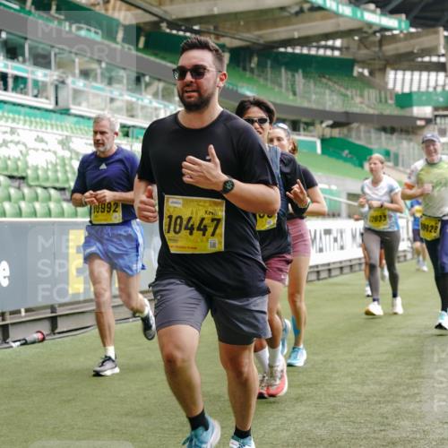 13.09.2026 - 21. swb-Marathon Bremen Michael Burmester http://msf.ph/oto/10439054 13.09.2026 10:27:08 Laufen im Stadion 10096, 10142, 10172, 10210, 10214, 10223, 10228, 10231, 10269, 10289, 10310, 10318, 10319, 10342, 10352, 10393, 10398, 10436, 10445, 10447, 10454, 10464, 10489, 10504, 10514, 10536, 10541, 10566, 10583, 10628, 10638, 10735, 10742, 10744, 10806, 10807, 10846, 10860, 10866, 10873, 10897, 10898, 10917, 10956, 10987, 10992, 11015, 11019, 11060, 11063, 11076, 11088, 11110, 11111, 11130, 11135, 11148, 11155, 11187, 11193, 11199, 11209, 11232, 11279 meine-sportfotos.de