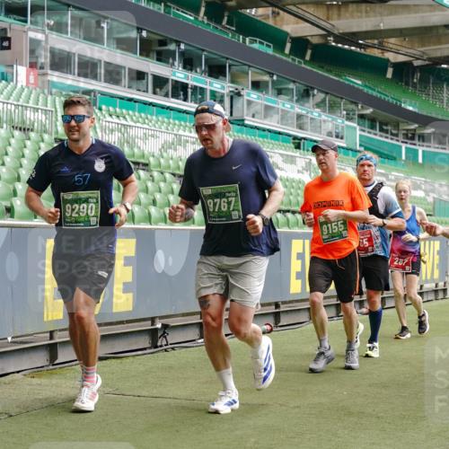 13.09.2026 - 21. swb-Marathon Bremen Michael Burmester http://msf.ph/oto/10439193 13.09.2026 13:06:27 Laufen im Stadion 109, 156, 217, 244, 287, 303, 310, 323, 372, 394, 430, 454, 536, 578, 613, 647, 716, 784, 831, 834, 891, 900, 922, 1073, 1083, 1205, 1243, 1274, 1308, 1365, 1369, 1380, 1437, 1533, 1545, 1574, 1581, 1627, 1823, 1848, 1871, 1909, 1914, 1926, 1932, 1938, 2076, 2089, 2090, 2126, 2219, 2241, 2244, 2265, 2275, 2301, 2310, 2318, 2355, 2356, 2393, 2440, 2464, 2602, 2699, 2707, 2721, 2742, 2764, 2818, 2902, 2911, 2959, 2960, 2985, 3030, 3115, 3278, 3444, 3485 meine-sportfotos.de