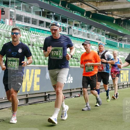 13.09.2026 - 21. swb-Marathon Bremen Michael Burmester http://msf.ph/oto/10439222 13.09.2026 13:06:27 Laufen im Stadion 109, 156, 217, 244, 287, 303, 310, 323, 372, 394, 430, 454, 536, 578, 613, 647, 716, 784, 831, 834, 891, 900, 922, 1073, 1083, 1205, 1243, 1274, 1308, 1365, 1369, 1380, 1437, 1533, 1545, 1574, 1581, 1627, 1823, 1848, 1871, 1909, 1914, 1926, 1932, 1938, 2076, 2089, 2090, 2126, 2219, 2241, 2244, 2265, 2275, 2301, 2310, 2318, 2355, 2356, 2393, 2440, 2464, 2602, 2699, 2707, 2721, 2742, 2764, 2818, 2902, 2911, 2959, 2960, 2985, 3030, 3115, 3278, 3444, 3485 meine-sportfotos.de
