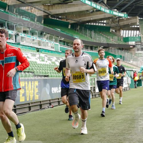 13.09.2026 - 21. swb-Marathon Bremen Michael Burmester http://msf.ph/oto/10439404 13.09.2026 10:27:15 Laufen im Stadion 10096, 10142, 10172, 10210, 10214, 10223, 10228, 10231, 10269, 10289, 10293, 10310, 10318, 10319, 10352, 10393, 10398, 10436, 10445, 10447, 10454, 10464, 10489, 10504, 10514, 10536, 10541, 10566, 10583, 10594, 10628, 10638, 10735, 10744, 10806, 10807, 10846, 10860, 10866, 10873, 10897, 10898, 10917, 10956, 10987, 10992, 11015, 11060, 11063, 11076, 11110, 11111, 11130, 11135, 11148, 11155, 11187, 11193, 11199, 11209, 11232, 11279 meine-sportfotos.de