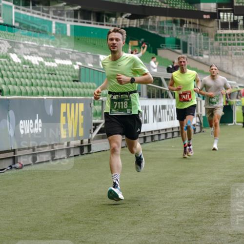 13.09.2026 - 21. swb-Marathon Bremen Michael Burmester http://msf.ph/oto/10439418 13.09.2026 12:41:38 Laufen im Stadion 126, 371, 603, 640, 650, 671, 735, 744, 862, 912, 957, 1136, 1336, 1381, 1411, 1571, 1614, 1619, 1667, 1797, 1822, 1850, 1860, 1862, 1901, 1930, 1950, 2094, 2986, 3368, 3624, 4381, 4399, 4795, 4936, 5672, 6198, 6201, 6264, 6929, 6991, 7141, 7671, 8065, 8383, 8394, 9065, 9329, 13224, 277, 346, 466, 658, 895, 901, 1090, 1118, 1248, 1320, 1323, 1385, 1472, 1576, 1587, 1604, 1717, 1751, 1754, 1911, 2141, 2352, 2585, 2670, 3080, 3606, 5160, 5163, 8729 meine-sportfotos.de