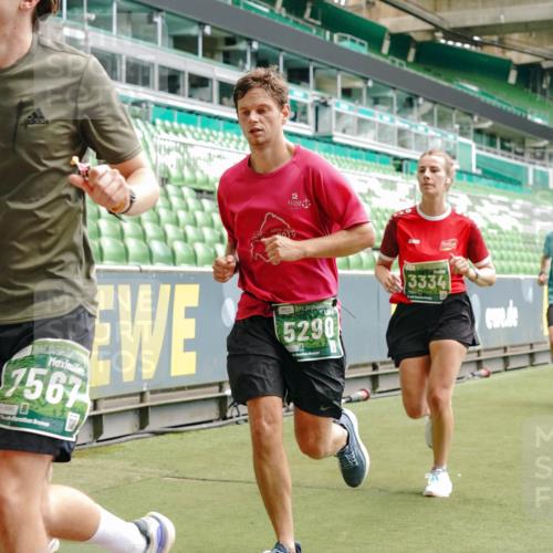 13.09.2026 - 21. swb-Marathon Bremen Michael Burmester http://msf.ph/oto/10439483 13.09.2026 13:06:31 Laufen im Stadion 109, 132, 156, 217, 244, 287, 303, 310, 323, 372, 394, 430, 454, 536, 578, 613, 647, 716, 784, 831, 834, 891, 900, 922, 1073, 1083, 1205, 1243, 1274, 1308, 1365, 1369, 1380, 1437, 1533, 1545, 1574, 1581, 1823, 1848, 1871, 1909, 1926, 1938, 2076, 2089, 2090, 2219, 2241, 2244, 2265, 2275, 2301, 2310, 2318, 2355, 2356, 2393, 2440, 2464, 2602, 2699, 2707, 2721, 2731, 2742, 2764, 2818, 2902, 2911, 2960, 2985, 3030, 3115, 3278, 3444, 3485 meine-sportfotos.de