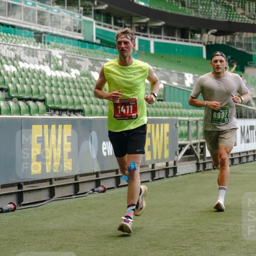 13.09.2026 - 21. swb-Marathon Bremen Michael Burmester http://msf.ph/oto/10439516 13.09.2026 12:41:41 Laufen im Stadion 126, 371, 603, 640, 650, 671, 735, 744, 862, 912, 957, 1136, 1336, 1381, 1411, 1571, 1614, 1619, 1667, 1797, 1822, 1850, 1860, 1862, 1901, 1930, 1950, 2094, 2986, 3368, 3624, 4381, 4399, 4795, 4936, 5672, 6198, 6201, 6264, 6929, 6991, 7141, 7671, 8065, 8311, 8383, 8394, 9065, 9329, 13224, 277, 346, 466, 658, 895, 901, 1090, 1118, 1248, 1320, 1323, 1385, 1472, 1576, 1587, 1604, 1717, 1751, 1754, 1911, 2141, 2352, 2585, 2670, 3080, 3606, 5160, 5163, 5912, 8729 meine-sportfotos.de