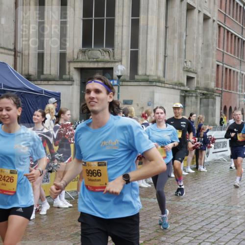 13.09.2026 - Kiel Lauf Yannick Fuchs http://msf.ph/oto/10439528 13.09.2026 11:50:50 Ziel 2063 meine-sportfotos.de