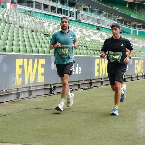 13.09.2026 - 21. swb-Marathon Bremen Michael Burmester http://msf.ph/oto/10439572 13.09.2026 13:06:33 Laufen im Stadion 109, 132, 156, 217, 244, 287, 303, 310, 323, 372, 394, 430, 454, 536, 578, 613, 647, 716, 784, 831, 834, 891, 900, 922, 1073, 1083, 1189, 1205, 1243, 1274, 1308, 1365, 1369, 1380, 1437, 1533, 1545, 1574, 1581, 1823, 1848, 1871, 1909, 1926, 1938, 2070, 2076, 2089, 2090, 2219, 2241, 2244, 2265, 2275, 2301, 2310, 2318, 2355, 2356, 2393, 2440, 2464, 2602, 2699, 2707, 2721, 2731, 2742, 2764, 2818, 2902, 2911, 2960, 2985, 3030, 3115, 3278, 3444, 3485 meine-sportfotos.de