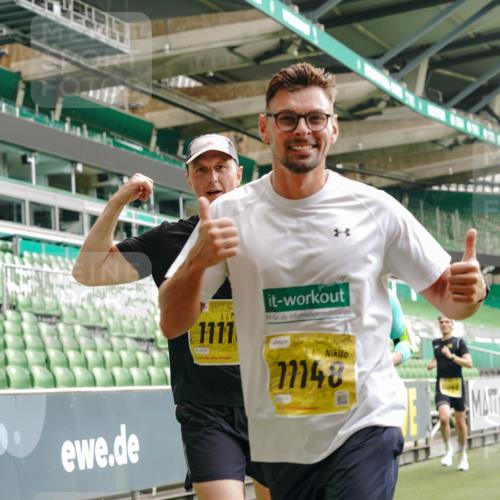 13.09.2026 - 21. swb-Marathon Bremen Michael Burmester http://msf.ph/oto/10439600 13.09.2026 10:27:19 Laufen im Stadion 10096, 10142, 10172, 10189, 10210, 10214, 10223, 10228, 10231, 10269, 10289, 10293, 10310, 10318, 10319, 10352, 10393, 10398, 10436, 10445, 10447, 10454, 10464, 10489, 10504, 10508, 10514, 10536, 10541, 10566, 10583, 10594, 10628, 10638, 10735, 10744, 10806, 10807, 10846, 10860, 10866, 10873, 10897, 10898, 10917, 10956, 10987, 10992, 11015, 11060, 11063, 11076, 11110, 11111, 11130, 11135, 11148, 11155, 11187, 11193, 11199, 11209, 11232, 11279 meine-sportfotos.de