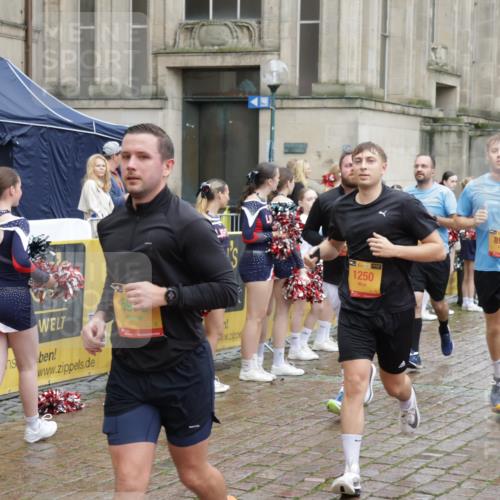 13.09.2026 - Kiel Lauf Yannick Fuchs http://msf.ph/oto/10439611 13.09.2026 11:50:58 Ziel 2063, 2063 meine-sportfotos.de