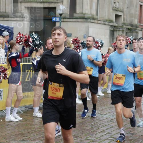 13.09.2026 - Kiel Lauf Yannick Fuchs http://msf.ph/oto/10439618 13.09.2026 11:50:58 Ziel 2063, 2063 meine-sportfotos.de
