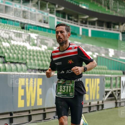 13.09.2026 - 21. swb-Marathon Bremen Michael Burmester http://msf.ph/oto/10439638 13.09.2026 12:41:48 Laufen im Stadion 126, 371, 603, 640, 650, 671, 735, 744, 912, 957, 1009, 1136, 1336, 1381, 1411, 1571, 1614, 1619, 1667, 1797, 1822, 1850, 1860, 1862, 1901, 1930, 2094, 2207, 2986, 3368, 3624, 4381, 4399, 4795, 4936, 5672, 5828, 6198, 6201, 6264, 6929, 6991, 7141, 7671, 8065, 8311, 8383, 8394, 9065, 9329, 13224, 277, 346, 466, 658, 895, 901, 1090, 1118, 1248, 1320, 1323, 1385, 1472, 1576, 1587, 1604, 1717, 1751, 1754, 1758, 1911, 2141, 2352, 2585, 2670, 3080, 3606, 5160, 5163, 5912 meine-sportfotos.de