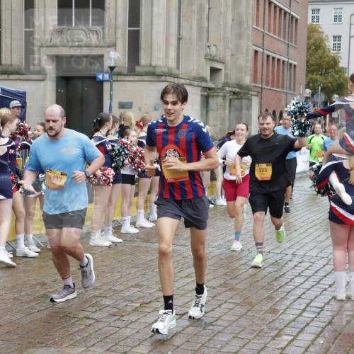 13.09.2026 - Kiel Lauf Yannick Fuchs http://msf.ph/oto/10439907 13.09.2026 11:51:20 Ziel 2063, 2063 meine-sportfotos.de