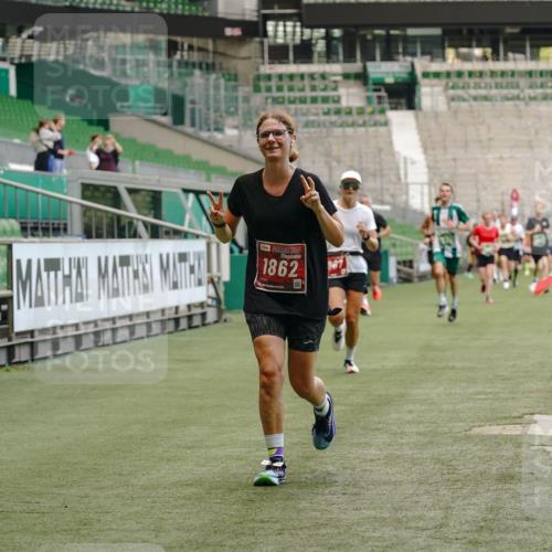 13.09.2026 - 21. swb-Marathon Bremen Michael Burmester http://msf.ph/oto/10439910 13.09.2026 12:42:00 Laufen im Stadion 126, 371, 439, 603, 640, 650, 671, 735, 744, 749, 912, 957, 1009, 1336, 1381, 1411, 1571, 1614, 1619, 1667, 1712, 1797, 1822, 1850, 1860, 1862, 1930, 2094, 2207, 2986, 3368, 3624, 4399, 4795, 4847, 4936, 5672, 5828, 6198, 6264, 6929, 6991, 7141, 8065, 8311, 8383, 8394, 9065, 9120, 9329, 277, 346, 895, 901, 1090, 1118, 1248, 1320, 1323, 1472, 1576, 1587, 1604, 1717, 1751, 1758, 1911, 2141, 2352, 2585, 2670, 3080, 3606, 5160, 5163, 5912 meine-sportfotos.de