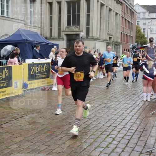 13.09.2026 - Kiel Lauf Yannick Fuchs http://msf.ph/oto/10439935 13.09.2026 11:51:22 Ziel 2063, 2063 meine-sportfotos.de