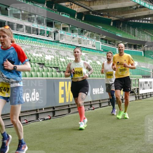 13.09.2026 - 21. swb-Marathon Bremen Michael Burmester http://msf.ph/oto/10440021 13.09.2026 10:27:26 Laufen im Stadion 10096, 10142, 10172, 10189, 10210, 10214, 10223, 10228, 10231, 10269, 10270, 10289, 10293, 10310, 10318, 10319, 10329, 10352, 10393, 10436, 10445, 10447, 10454, 10464, 10489, 10504, 10508, 10514, 10536, 10541, 10566, 10583, 10594, 10628, 10638, 10735, 10744, 10807, 10814, 10846, 10860, 10866, 10873, 10897, 10898, 10917, 10956, 10992, 11015, 11060, 11063, 11076, 11092, 11110, 11111, 11130, 11135, 11148, 11155, 11187, 11193, 11199, 11209, 11232, 11279 meine-sportfotos.de