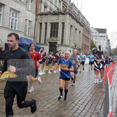 13.09.2026 - Kiel Lauf Yannick Fuchs http://msf.ph/oto/10440040 13.09.2026 11:51:28 Ziel 2063 meine-sportfotos.de