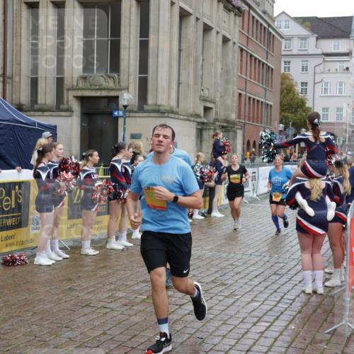 13.09.2026 - Kiel Lauf Yannick Fuchs http://msf.ph/oto/10440075 13.09.2026 11:51:30 Ziel 2063 meine-sportfotos.de