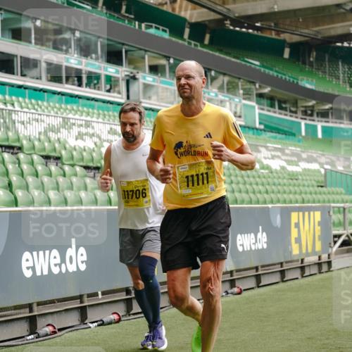 13.09.2026 - 21. swb-Marathon Bremen Michael Burmester http://msf.ph/oto/10440084 13.09.2026 10:27:27 Laufen im Stadion 10096, 10142, 10172, 10189, 10210, 10214, 10223, 10228, 10231, 10269, 10270, 10289, 10293, 10310, 10318, 10319, 10329, 10352, 10393, 10436, 10445, 10447, 10454, 10464, 10489, 10504, 10508, 10514, 10536, 10541, 10566, 10583, 10594, 10628, 10638, 10735, 10744, 10807, 10814, 10846, 10860, 10866, 10873, 10897, 10898, 10917, 10956, 10992, 11015, 11060, 11063, 11076, 11092, 11110, 11111, 11130, 11135, 11148, 11155, 11187, 11193, 11199, 11209, 11232, 11279 meine-sportfotos.de