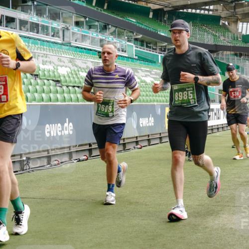 13.09.2026 - 21. swb-Marathon Bremen Michael Burmester http://msf.ph/oto/10440113 13.09.2026 13:06:41 Laufen im Stadion 109, 132, 156, 217, 244, 287, 303, 310, 323, 372, 394, 430, 454, 489, 578, 607, 613, 647, 716, 784, 831, 834, 846, 891, 900, 922, 1073, 1083, 1189, 1205, 1243, 1274, 1308, 1365, 1369, 1380, 1387, 1437, 1533, 1545, 1574, 1581, 1600, 1823, 1841, 1848, 1871, 1909, 1926, 1938, 2070, 2076, 2090, 2219, 2241, 2244, 2265, 2275, 2283, 2301, 2310, 2318, 2355, 2356, 2393, 2440, 2464, 2699, 2707, 2721, 2731, 2755, 2818, 2902, 2911, 2960, 3030, 3115, 3278, 3444, 3485 meine-sportfotos.de