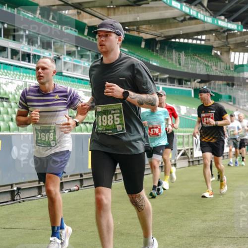 13.09.2026 - 21. swb-Marathon Bremen Michael Burmester http://msf.ph/oto/10440159 13.09.2026 13:06:41 Laufen im Stadion 109, 132, 156, 217, 244, 287, 303, 310, 323, 372, 394, 430, 454, 489, 578, 607, 613, 647, 716, 784, 831, 834, 846, 891, 900, 922, 1073, 1083, 1189, 1205, 1243, 1274, 1308, 1365, 1369, 1380, 1387, 1437, 1533, 1545, 1574, 1581, 1600, 1823, 1841, 1848, 1871, 1909, 1926, 1938, 2070, 2076, 2090, 2219, 2241, 2244, 2265, 2275, 2283, 2301, 2310, 2318, 2355, 2356, 2393, 2440, 2464, 2699, 2707, 2721, 2731, 2755, 2818, 2902, 2911, 2960, 3030, 3115, 3278, 3444, 3485 meine-sportfotos.de