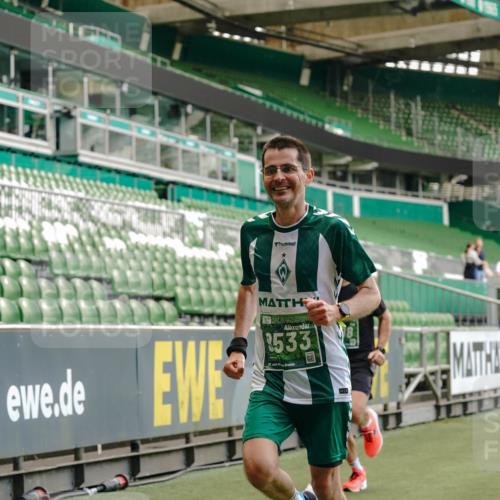 13.09.2026 - 21. swb-Marathon Bremen Michael Burmester http://msf.ph/oto/10440168 13.09.2026 12:42:08 Laufen im Stadion 371, 439, 650, 744, 749, 957, 1009, 1223, 1224, 1336, 1381, 1411, 1571, 1614, 1619, 1667, 1712, 1745, 1797, 1822, 1850, 1862, 1879, 2094, 2207, 2986, 3368, 3624, 4399, 4795, 4847, 4936, 5672, 5828, 6198, 6264, 6929, 6991, 7141, 8065, 8311, 8383, 8394, 8994, 9065, 9120, 9533, 277, 346, 807, 895, 901, 1090, 1118, 1248, 1320, 1323, 1472, 1576, 1587, 1604, 1717, 1751, 1758, 1911, 2141, 2352, 2670, 3080, 3606, 5160, 5163, 5912 meine-sportfotos.de