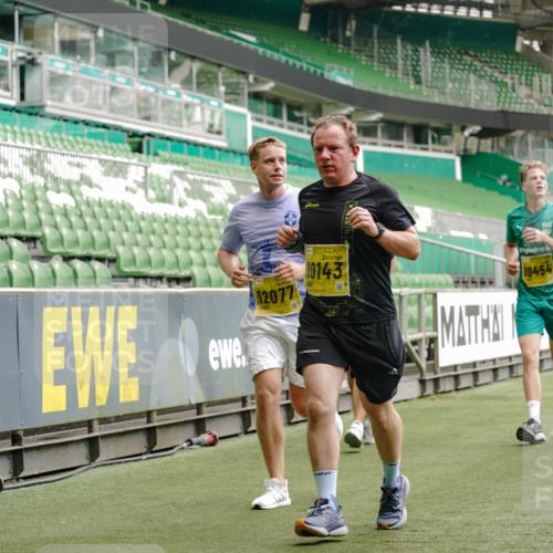 13.09.2026 - 21. swb-Marathon Bremen Michael Burmester http://msf.ph/oto/10440188 13.09.2026 10:27:31 Laufen im Stadion 10096, 10142, 10172, 10189, 10210, 10214, 10223, 10228, 10231, 10269, 10270, 10289, 10293, 10310, 10318, 10319, 10329, 10352, 10393, 10436, 10445, 10447, 10454, 10464, 10489, 10504, 10508, 10514, 10536, 10541, 10566, 10583, 10594, 10628, 10638, 10735, 10744, 10770, 10807, 10814, 10846, 10860, 10866, 10873, 10897, 10898, 10917, 10956, 10992, 11015, 11060, 11063, 11076, 11092, 11110, 11111, 11130, 11135, 11148, 11155, 11193, 11199, 11209, 11232, 11279 meine-sportfotos.de