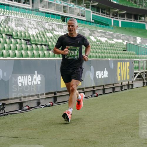 13.09.2026 - 21. swb-Marathon Bremen Michael Burmester http://msf.ph/oto/10440203 13.09.2026 12:42:09 Laufen im Stadion 371, 439, 650, 744, 749, 957, 1009, 1223, 1224, 1336, 1381, 1411, 1571, 1614, 1619, 1667, 1712, 1745, 1797, 1822, 1850, 1862, 1879, 2094, 2207, 2986, 3368, 3624, 4399, 4795, 4847, 4936, 5672, 5828, 6198, 6264, 6929, 6991, 7141, 8065, 8311, 8383, 8394, 8994, 9065, 9120, 9533, 277, 346, 807, 895, 901, 1090, 1118, 1248, 1320, 1323, 1472, 1576, 1587, 1604, 1717, 1751, 1758, 1911, 2141, 2352, 2670, 3080, 3606, 5160, 5163, 5912 meine-sportfotos.de