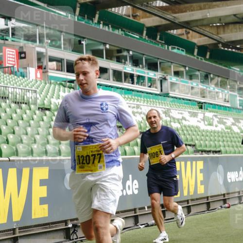 13.09.2026 - 21. swb-Marathon Bremen Michael Burmester http://msf.ph/oto/10440298 13.09.2026 10:27:33 Laufen im Stadion 10096, 10142, 10172, 10189, 10210, 10214, 10223, 10228, 10231, 10269, 10270, 10289, 10293, 10310, 10318, 10319, 10329, 10352, 10393, 10436, 10445, 10447, 10464, 10489, 10504, 10508, 10514, 10536, 10541, 10566, 10583, 10594, 10628, 10638, 10735, 10744, 10770, 10807, 10814, 10846, 10860, 10866, 10873, 10897, 10898, 10917, 10956, 10992, 11015, 11060, 11063, 11076, 11092, 11110, 11111, 11130, 11135, 11148, 11155, 11193, 11199, 11209, 11232, 11279 meine-sportfotos.de
