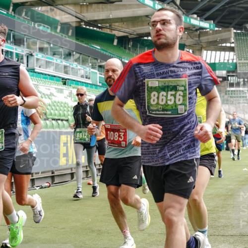 13.09.2026 - 21. swb-Marathon Bremen Michael Burmester http://msf.ph/oto/10440599 13.09.2026 13:06:49 Laufen im Stadion 109, 132, 156, 217, 244, 287, 303, 310, 372, 394, 430, 454, 489, 578, 607, 613, 682, 716, 784, 831, 834, 846, 891, 900, 922, 1083, 1173, 1189, 1205, 1274, 1365, 1369, 1380, 1387, 1437, 1532, 1533, 1545, 1574, 1581, 1600, 1823, 1841, 1848, 1854, 1871, 1909, 1926, 1938, 2070, 2076, 2090, 2219, 2244, 2265, 2275, 2283, 2310, 2318, 2355, 2356, 2393, 2440, 2464, 2699, 2707, 2721, 2731, 2755, 2818, 2902, 2911, 2949, 2960, 3115, 3444, 3485 meine-sportfotos.de