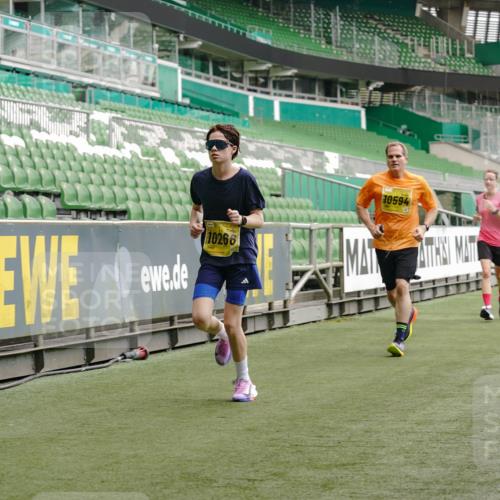 13.09.2026 - 21. swb-Marathon Bremen Michael Burmester http://msf.ph/oto/10440924 13.09.2026 10:27:48 Laufen im Stadion 10096, 10142, 10172, 10189, 10214, 10223, 10231, 10269, 10270, 10289, 10293, 10294, 10310, 10316, 10318, 10319, 10329, 10352, 10393, 10436, 10445, 10464, 10489, 10504, 10508, 10514, 10536, 10538, 10541, 10544, 10566, 10583, 10594, 10628, 10638, 10655, 10709, 10744, 10770, 10807, 10814, 10846, 10860, 10873, 10897, 10898, 10917, 10956, 10992, 10993, 11058, 11060, 11063, 11076, 11087, 11092, 11110, 11111, 11130, 11135, 11148, 11170, 11193, 11279 meine-sportfotos.de
