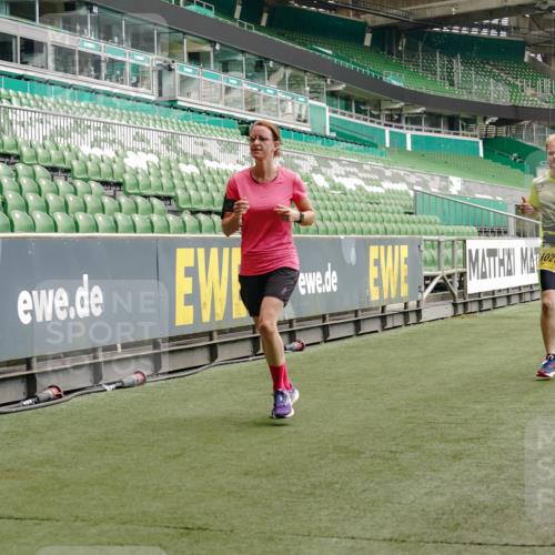 13.09.2026 - 21. swb-Marathon Bremen Michael Burmester http://msf.ph/oto/10441225 13.09.2026 10:27:53 Laufen im Stadion 10096, 10142, 10172, 10189, 10223, 10231, 10269, 10270, 10289, 10293, 10294, 10310, 10316, 10318, 10319, 10329, 10393, 10436, 10445, 10464, 10489, 10504, 10508, 10514, 10538, 10541, 10544, 10566, 10583, 10594, 10628, 10638, 10655, 10709, 10744, 10770, 10807, 10814, 10835, 10846, 10860, 10873, 10897, 10898, 10917, 10956, 10992, 10993, 11035, 11058, 11060, 11063, 11076, 11087, 11092, 11110, 11111, 11130, 11135, 11148, 11170, 11193, 11279 meine-sportfotos.de