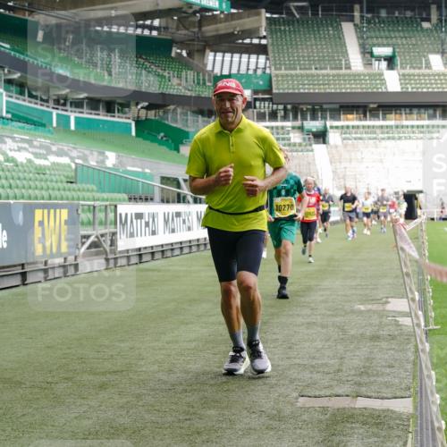 13.09.2026 - 21. swb-Marathon Bremen Michael Burmester http://msf.ph/oto/10441356 13.09.2026 10:27:56 Laufen im Stadion 10096, 10142, 10172, 10189, 10223, 10231, 10269, 10270, 10289, 10293, 10294, 10310, 10316, 10318, 10319, 10329, 10393, 10464, 10489, 10504, 10508, 10514, 10538, 10541, 10544, 10566, 10583, 10594, 10628, 10638, 10655, 10709, 10744, 10770, 10807, 10814, 10835, 10846, 10860, 10873, 10897, 10898, 10917, 10956, 10992, 10993, 11005, 11035, 11058, 11060, 11063, 11076, 11087, 11092, 11110, 11111, 11130, 11135, 11148, 11170, 11193, 11279 meine-sportfotos.de
