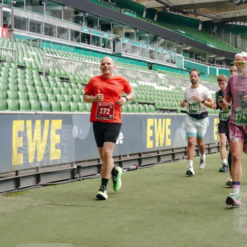 13.09.2026 - 21. swb-Marathon Bremen Michael Burmester http://msf.ph/oto/10441365 13.09.2026 13:07:00 Laufen im Stadion 109, 132, 156, 217, 287, 303, 310, 372, 394, 430, 454, 489, 578, 607, 613, 682, 716, 784, 809, 831, 834, 846, 891, 911, 922, 1083, 1173, 1189, 1205, 1210, 1274, 1322, 1364, 1365, 1369, 1380, 1387, 1437, 1532, 1533, 1545, 1574, 1581, 1600, 1823, 1841, 1848, 1854, 1871, 1909, 1926, 1938, 2070, 2076, 2090, 2219, 2244, 2265, 2275, 2283, 2310, 2318, 2355, 2356, 2393, 2405, 2440, 2464, 2492, 2565, 2699, 2707, 2721, 2731, 2755, 2818, 2831, 2902, 2911, 2949, 2960, 3115 meine-sportfotos.de