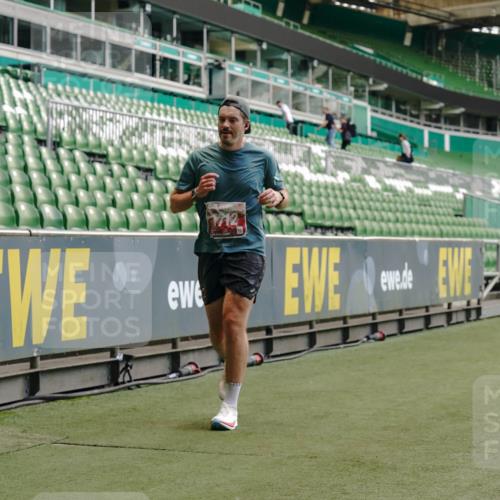 13.09.2026 - 21. swb-Marathon Bremen Michael Burmester http://msf.ph/oto/10441371 13.09.2026 12:42:45 Laufen im Stadion 439, 749, 819, 1009, 1223, 1224, 1411, 1562, 1619, 1667, 1712, 1745, 1822, 1850, 1862, 1879, 1921, 2094, 2207, 2651, 2683, 3251, 3368, 3584, 3624, 3688, 4096, 4399, 4795, 4847, 5199, 5316, 5663, 5672, 5828, 6198, 6264, 6359, 6929, 6991, 7141, 8311, 8383, 8394, 8689, 8749, 8994, 9120, 9153, 9200, 9233, 9533, 9849, 277, 346, 453, 807, 901, 1248, 1320, 1323, 1472, 1576, 1587, 1717, 1751, 1758, 1911, 2141, 2352, 3080, 3606, 5160, 5163, 5912 meine-sportfotos.de