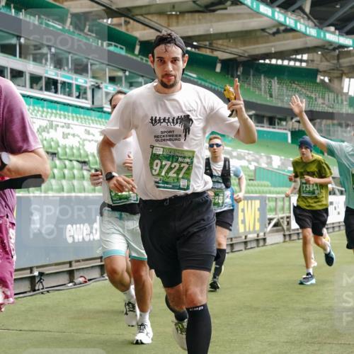 13.09.2026 - 21. swb-Marathon Bremen Michael Burmester http://msf.ph/oto/10441544 13.09.2026 13:07:02 Laufen im Stadion 109, 132, 156, 217, 287, 303, 310, 372, 394, 430, 454, 489, 578, 607, 613, 682, 716, 784, 809, 831, 834, 846, 911, 922, 1083, 1173, 1189, 1205, 1210, 1274, 1322, 1364, 1365, 1369, 1380, 1387, 1437, 1532, 1533, 1545, 1574, 1581, 1600, 1823, 1841, 1848, 1854, 1871, 1909, 1926, 1938, 2003, 2070, 2076, 2090, 2219, 2244, 2265, 2275, 2283, 2310, 2318, 2355, 2356, 2393, 2405, 2440, 2464, 2492, 2565, 2699, 2707, 2721, 2731, 2755, 2802, 2818, 2831, 2902, 2911, 2949, 2960, 3115 meine-sportfotos.de