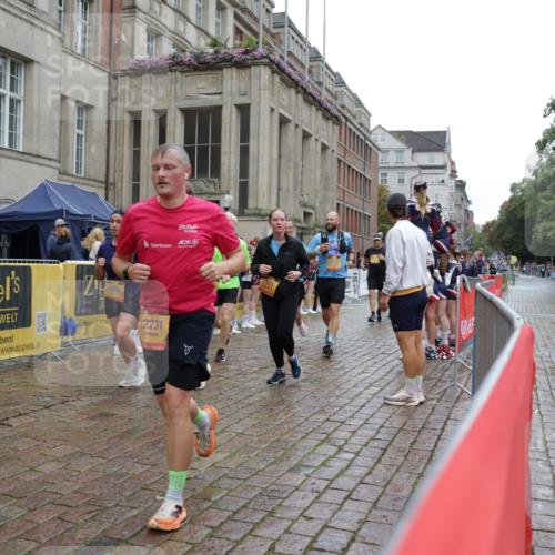 13.09.2026 - Kiel Lauf Yannick Fuchs http://msf.ph/oto/10441730 13.09.2026 11:54:30 Ziel  meine-sportfotos.de
