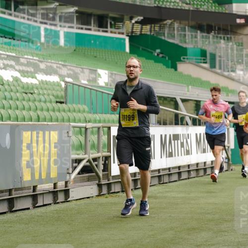 13.09.2026 - 21. swb-Marathon Bremen Michael Burmester http://msf.ph/oto/10441772 13.09.2026 10:28:06 Laufen im Stadion 10096, 10142, 10172, 10189, 10223, 10231, 10267, 10269, 10270, 10289, 10293, 10294, 10310, 10316, 10319, 10329, 10393, 10421, 10464, 10489, 10504, 10508, 10514, 10525, 10538, 10541, 10544, 10566, 10583, 10594, 10628, 10638, 10655, 10709, 10739, 10744, 10770, 10814, 10835, 10846, 10860, 10873, 10876, 10897, 10898, 10910, 10917, 10923, 10956, 10992, 10993, 11005, 11018, 11035, 11058, 11060, 11063, 11076, 11087, 11092, 11110, 11111, 11148, 11170, 11193 meine-sportfotos.de
