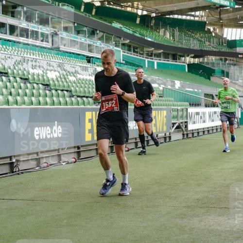 13.09.2026 - 21. swb-Marathon Bremen Michael Burmester http://msf.ph/oto/10442005 13.09.2026 12:43:13 Laufen im Stadion 439, 749, 819, 969, 1009, 1223, 1224, 1372, 1562, 1619, 1667, 1712, 1745, 1850, 1862, 1879, 1921, 2094, 2207, 2651, 2683, 3251, 3368, 3500, 3584, 3688, 4096, 4739, 4847, 4904, 5143, 5199, 5316, 5369, 5601, 5663, 5672, 5776, 5828, 6359, 6579, 6929, 6991, 7141, 7170, 7841, 7950, 8311, 8383, 8394, 8689, 8749, 8850, 8994, 9120, 9153, 9200, 9233, 9533, 9849, 126, 453, 807, 862, 901, 912, 1136, 1248, 1472, 1576, 1587, 1717, 1751, 1758, 5160, 5163, 5912 meine-sportfotos.de